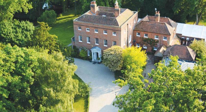 Mulberry House Guest House Ongar Exterior photo